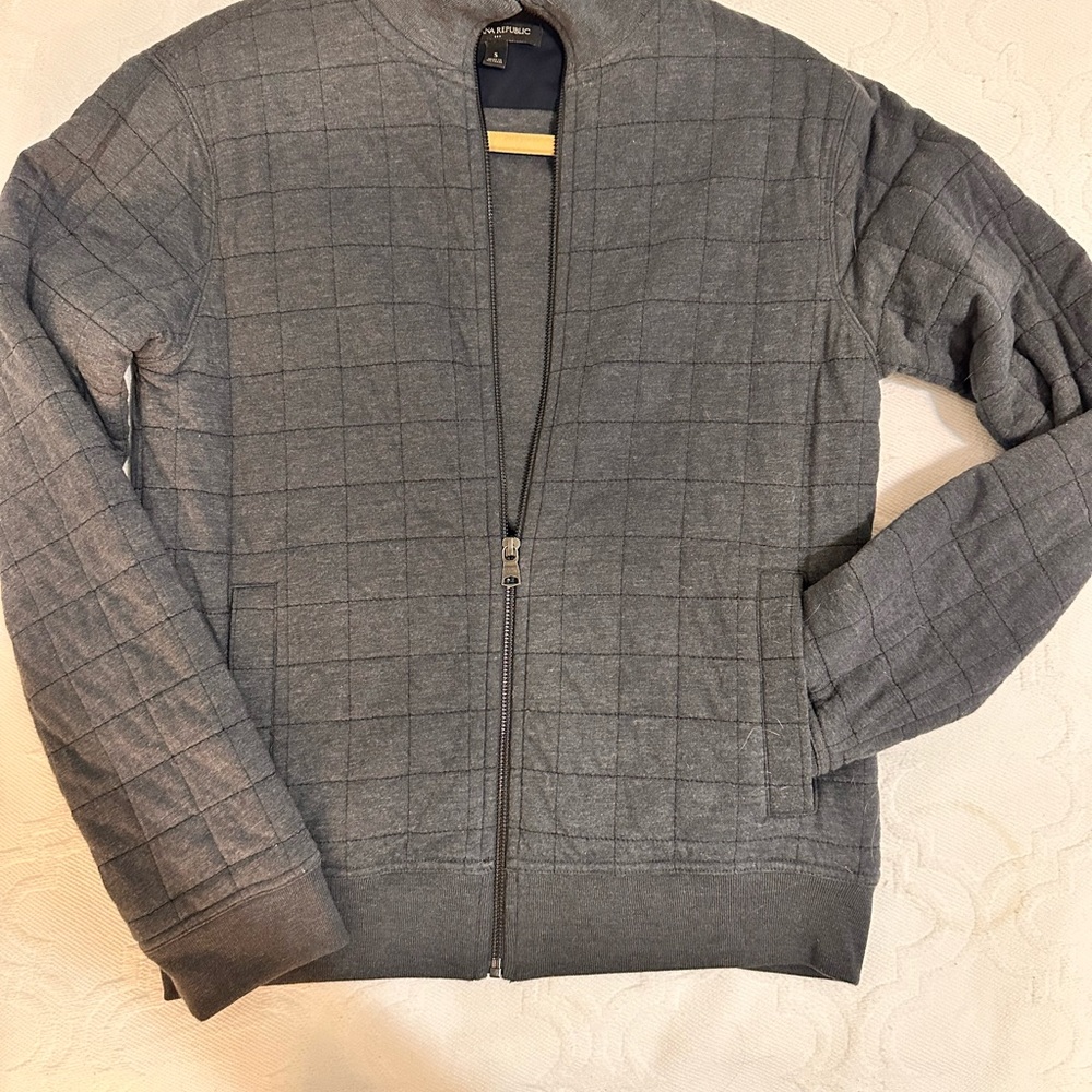 Banana Republic Gray Zip Up Sweater Quilted